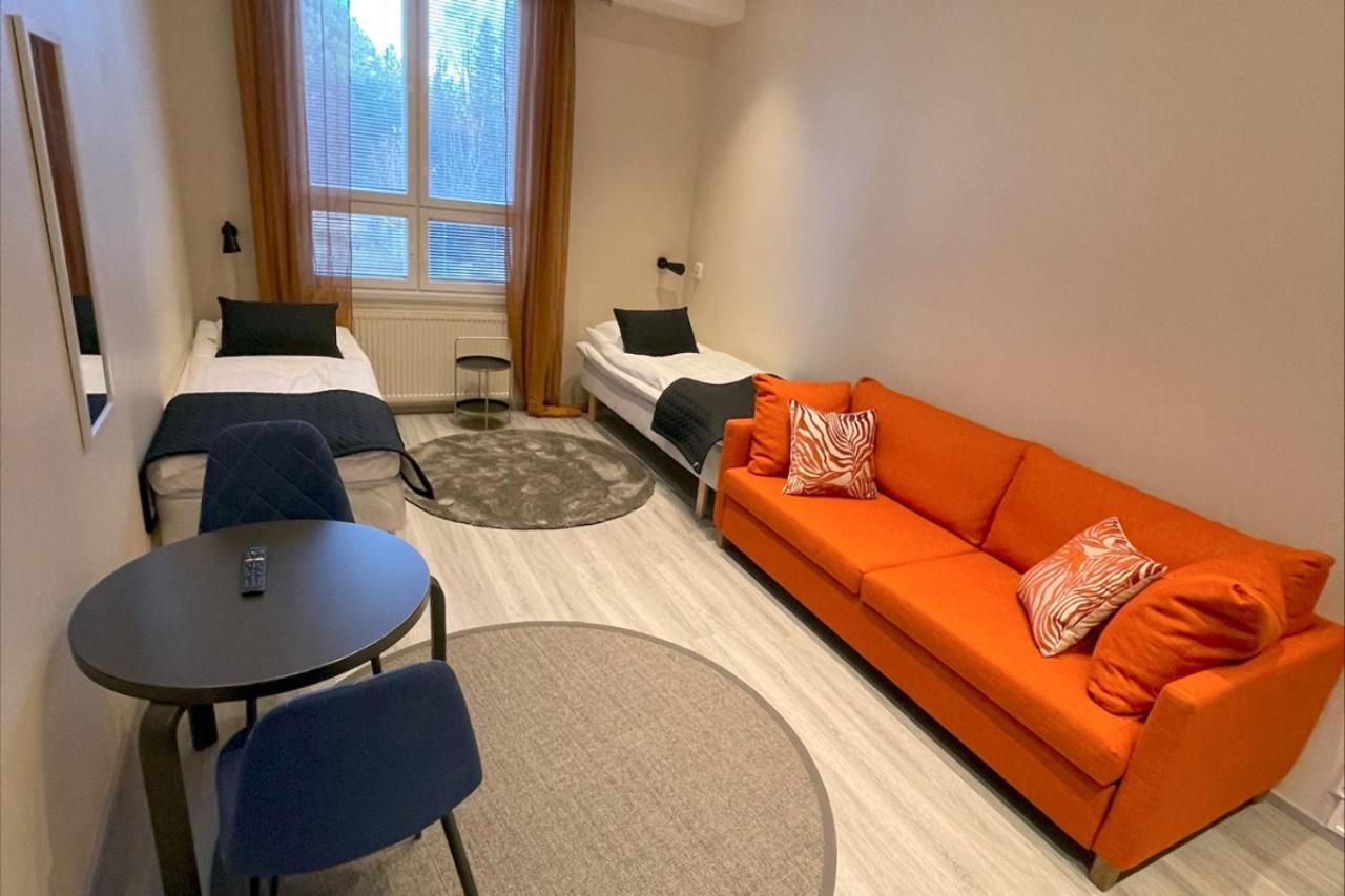 Kuukkeli Ivalo Airport Inn Екстер'єр фото